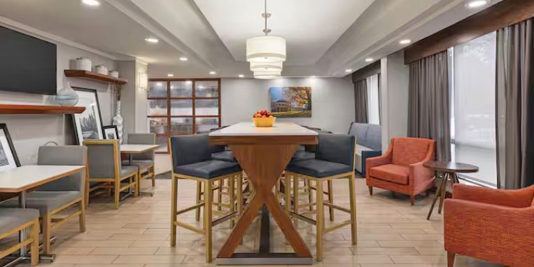 2026-Hampton INN Cville-2