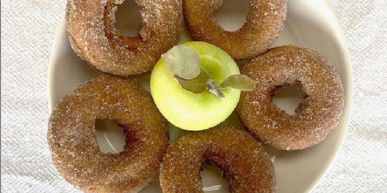 Carter-Mountain-Orchard-apple-donuts