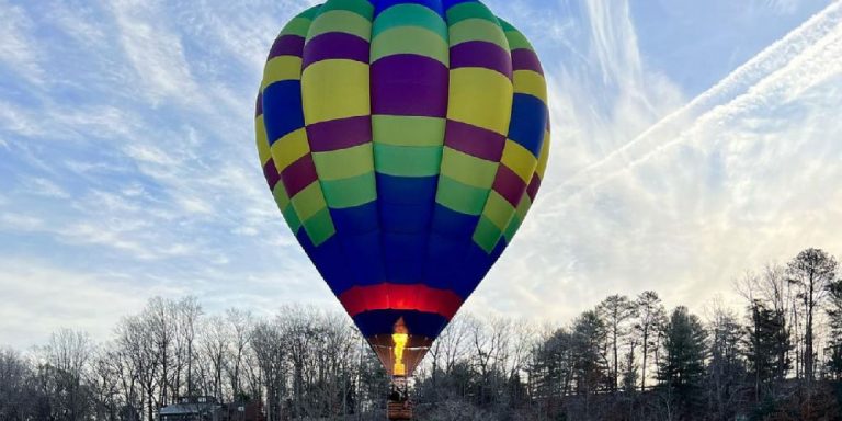 Monticello-Country-Ballooning-rising
