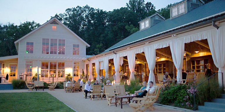 Pippin-Hill-Farm-And-Vineyards-Patio-Excusisite-800x400