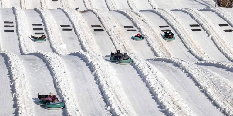 wintergreenresort-snow-tubing-runs